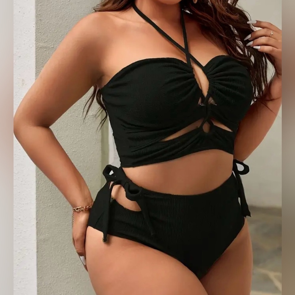 Plus Size Black Crisscross Halter Tie Side Bikini Set